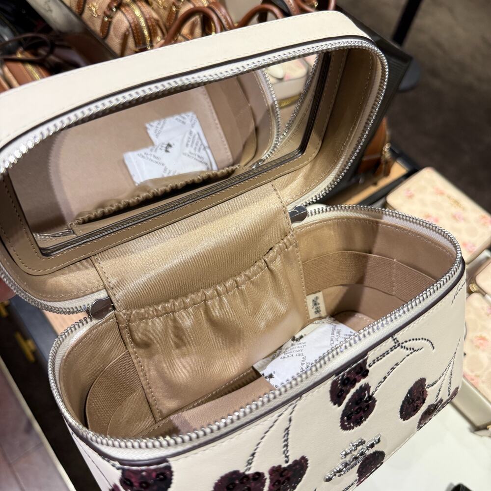 Limited‼️Coach CDC13 Cosmetic Case With Cherry Print - Picture 6 of 9